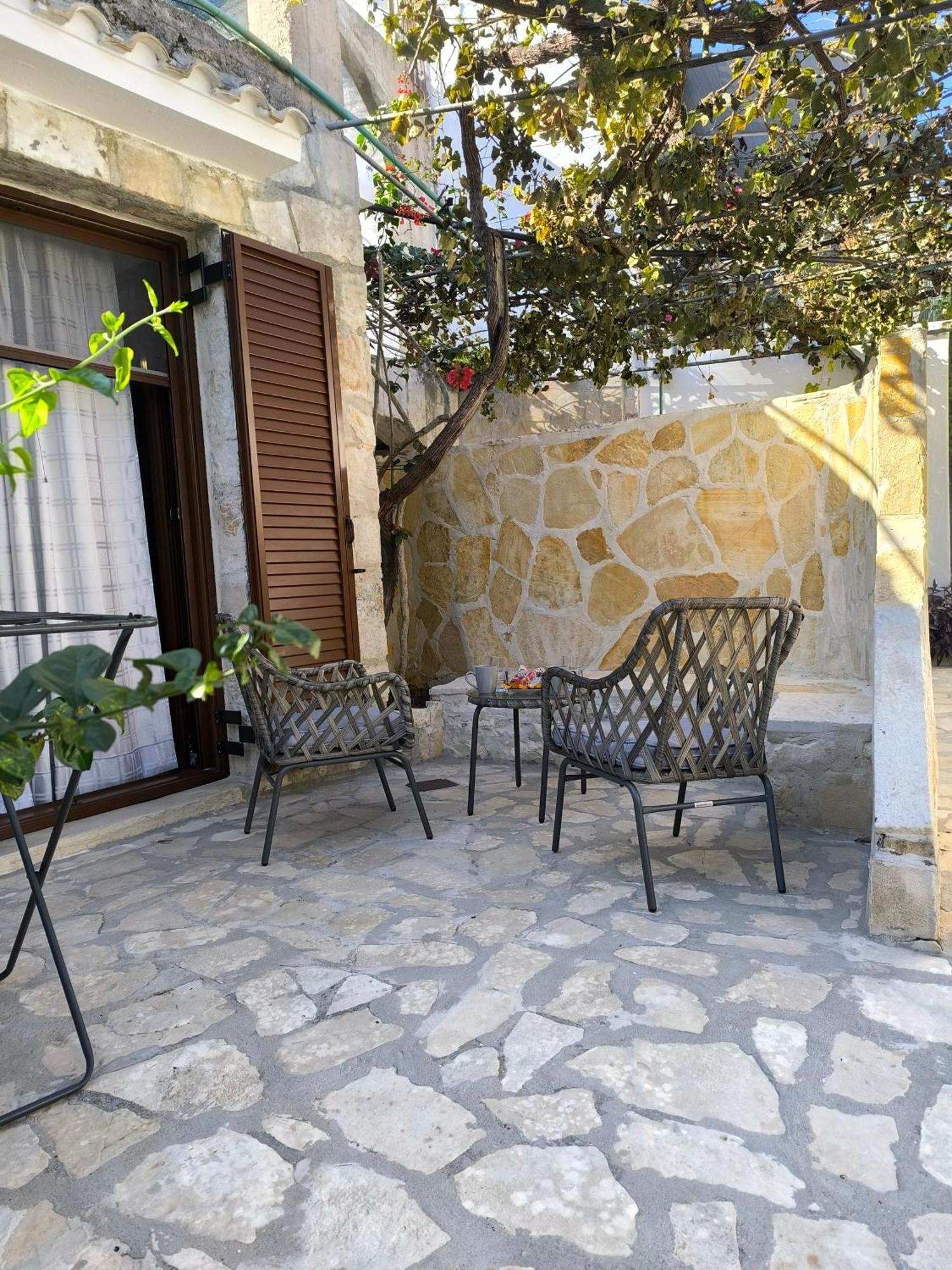 Poseidon Apartments Gaios Exterior photo